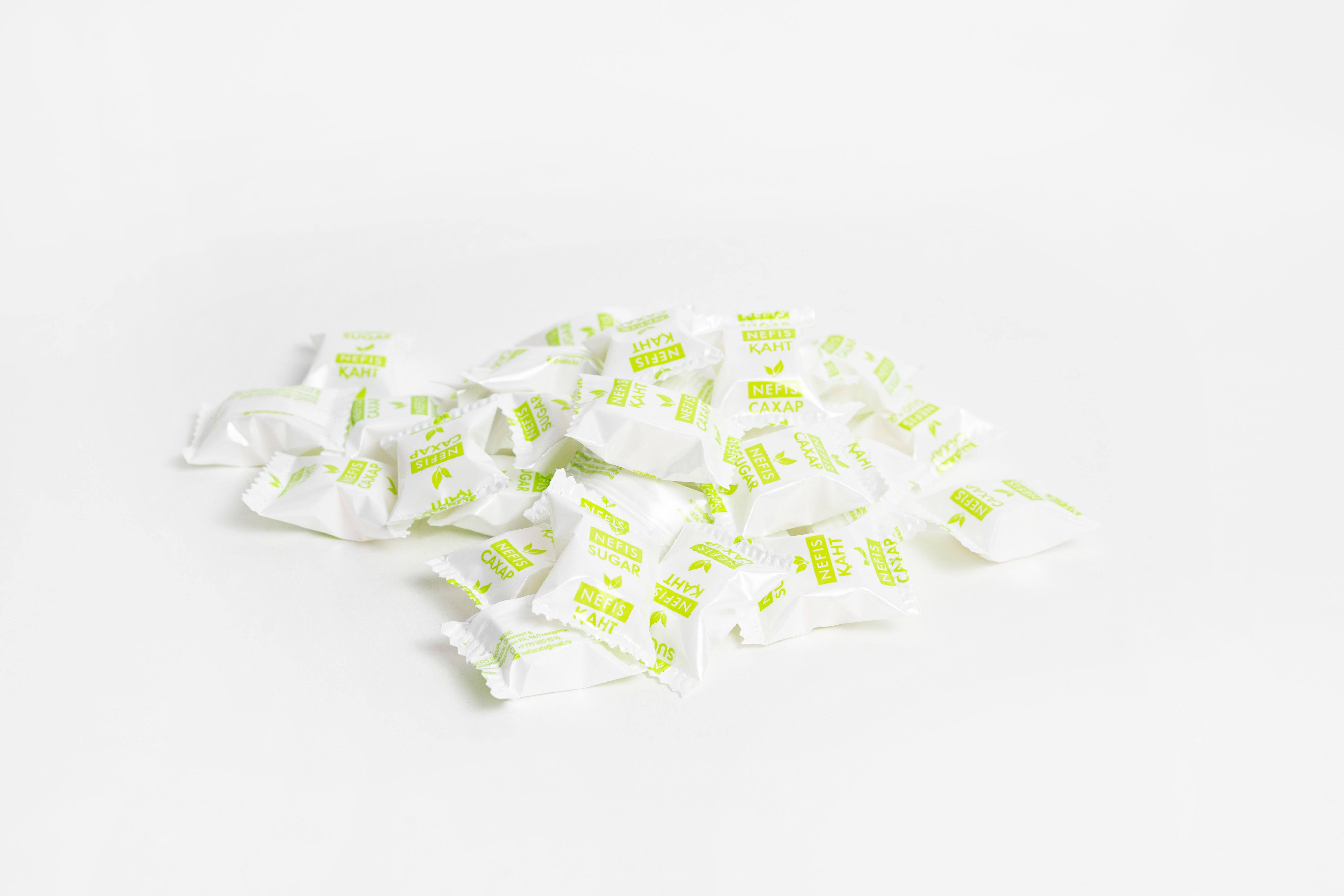 Quick-soluble lump sugar