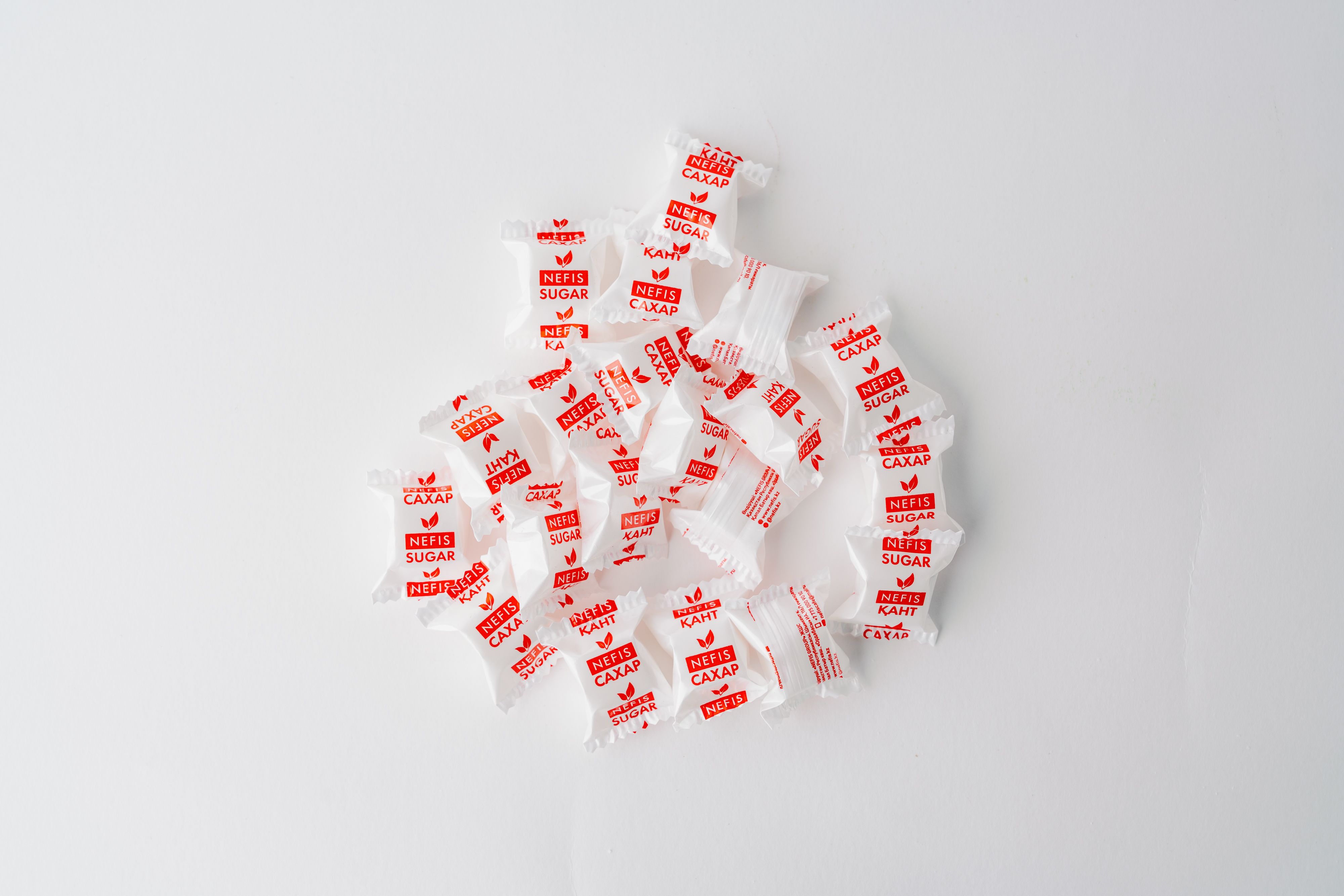 Quick-soluble lump sugar